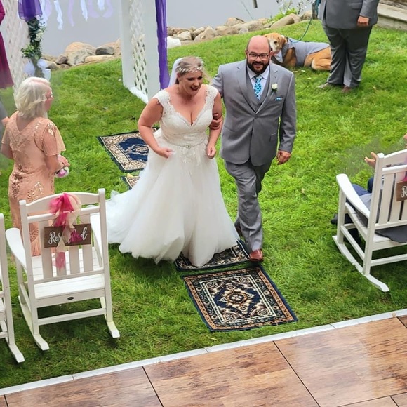 Street size 16w a line wedding dress - Picture 3 of 4